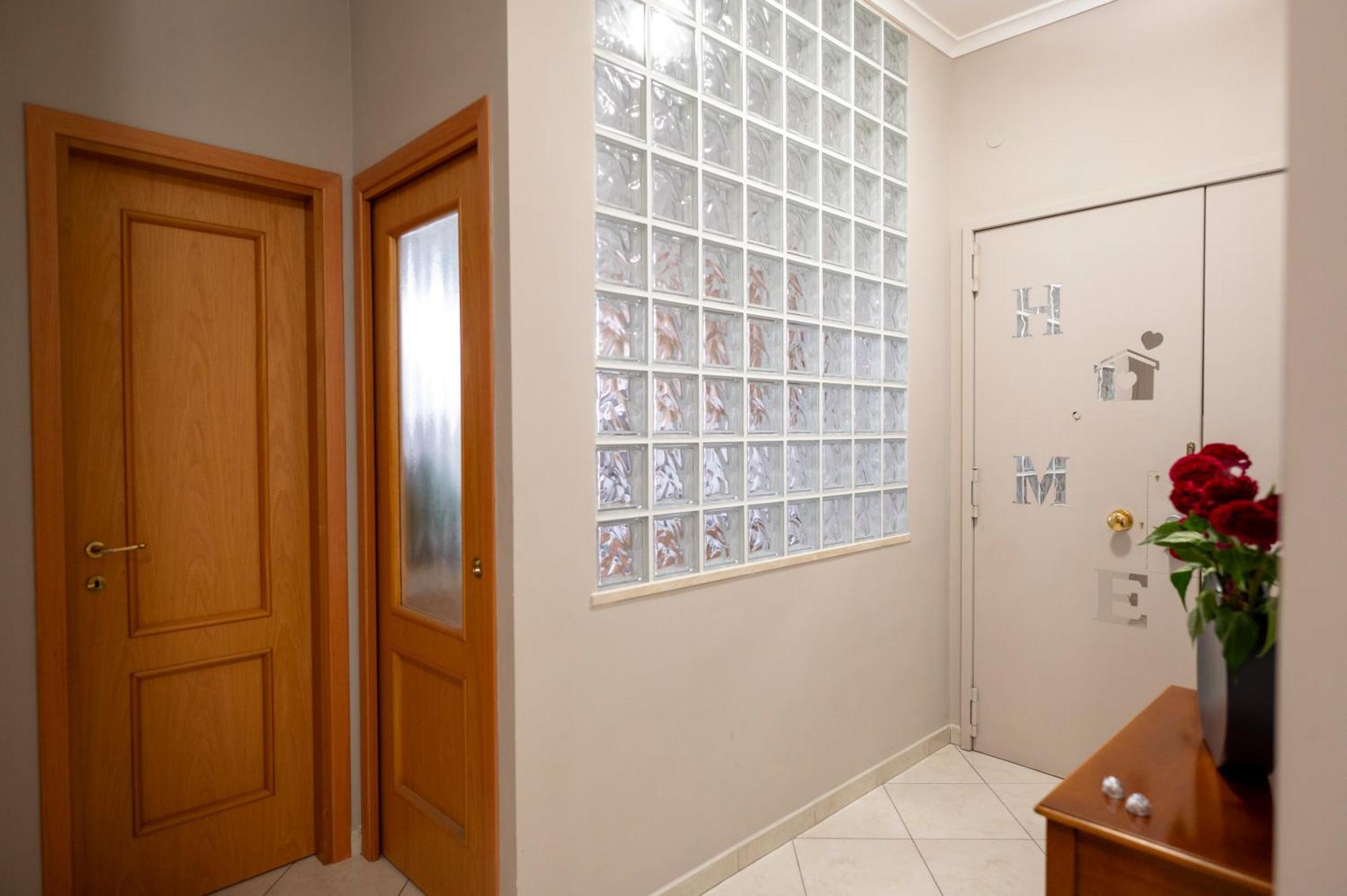 ナポリRenza House Chiaiaアパートメント エクステリア 写真
