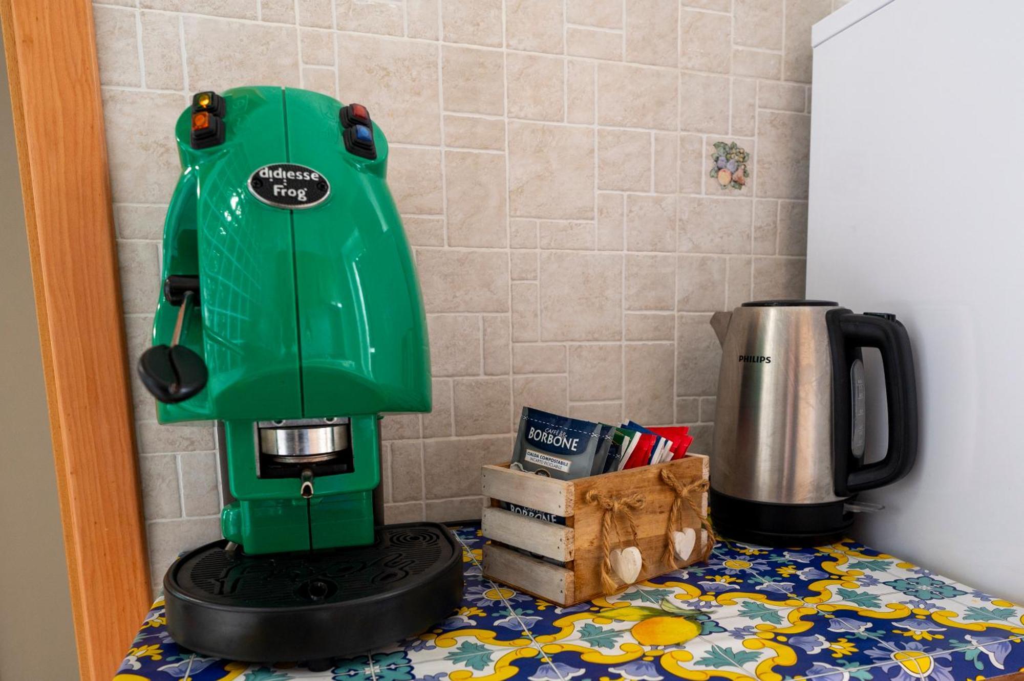 ナポリRenza House Chiaiaアパートメント エクステリア 写真